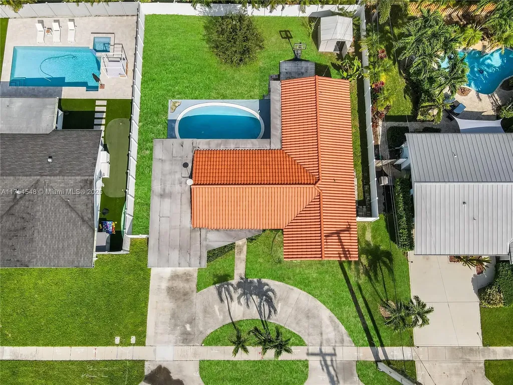 28 SW 9th Avenue Boca Raton FL 33486