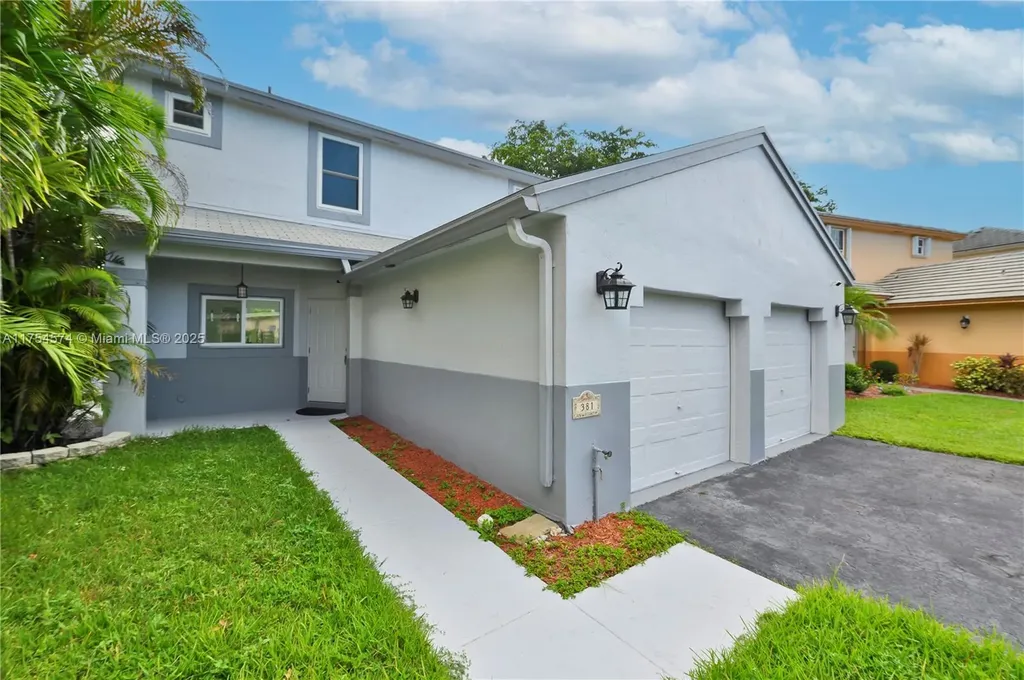 381 NW 207th Avenue Pembroke Pines FL 33029