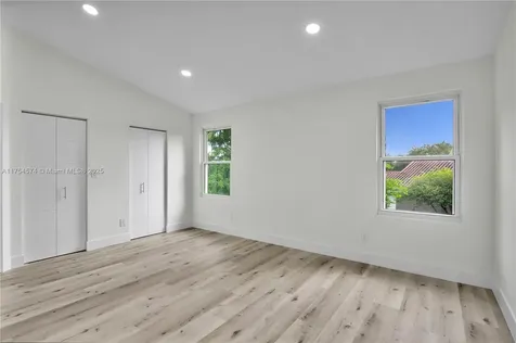 381 NW 207th Avenue Pembroke Pines FL 33029