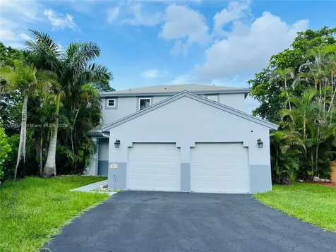 381 NW 207th Avenue Pembroke Pines FL 33029