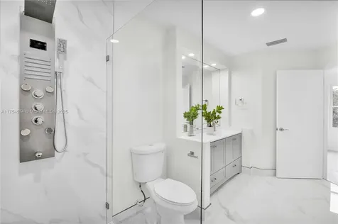 381 NW 207th Avenue Pembroke Pines FL 33029