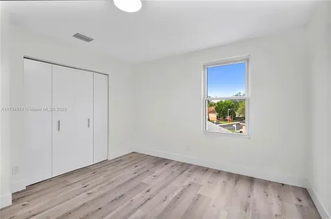 381 NW 207th Avenue Pembroke Pines FL 33029