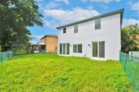 381 NW 207th Avenue Pembroke Pines FL 33029