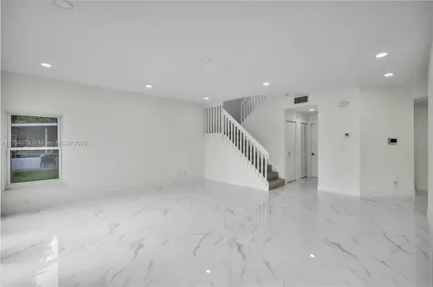 381 NW 207th Avenue Pembroke Pines FL 33029