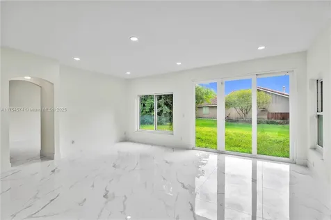 381 NW 207th Avenue Pembroke Pines FL 33029