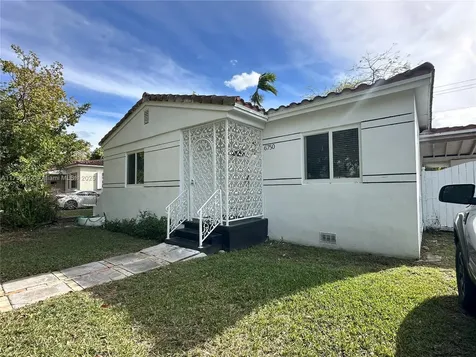 6750 SW 31st Street Miami FL 33155
