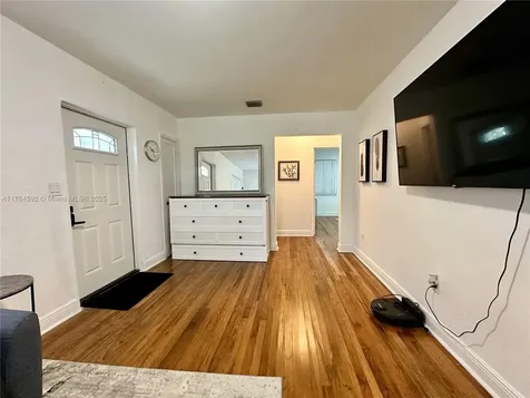 6750 SW 31st Street Miami FL 33155