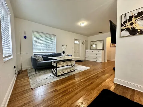 6750 SW 31st Street Miami FL 33155
