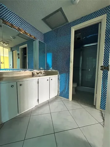 500 Bayview Drive Sunny Isles Beach FL 33160