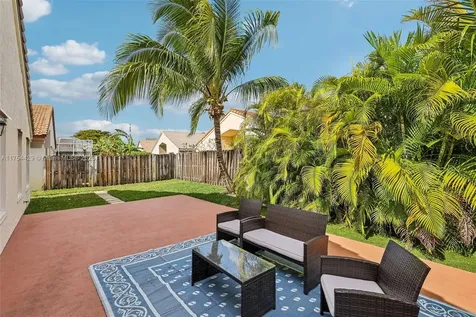 18025 SW 13th Street Pembroke Pines FL 33029