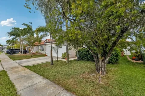 18025 SW 13th Street Pembroke Pines FL 33029