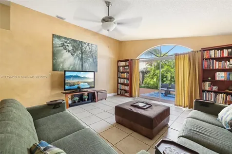 18025 SW 13th Street Pembroke Pines FL 33029