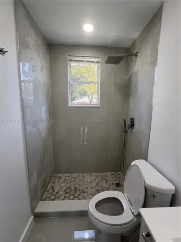 2654 NW 47th Street Miami FL 33142