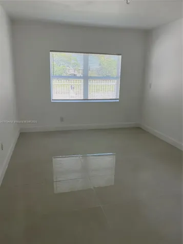 2654 NW 47th Street Miami FL 33142