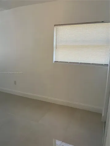 2654 NW 47th Street Miami FL 33142