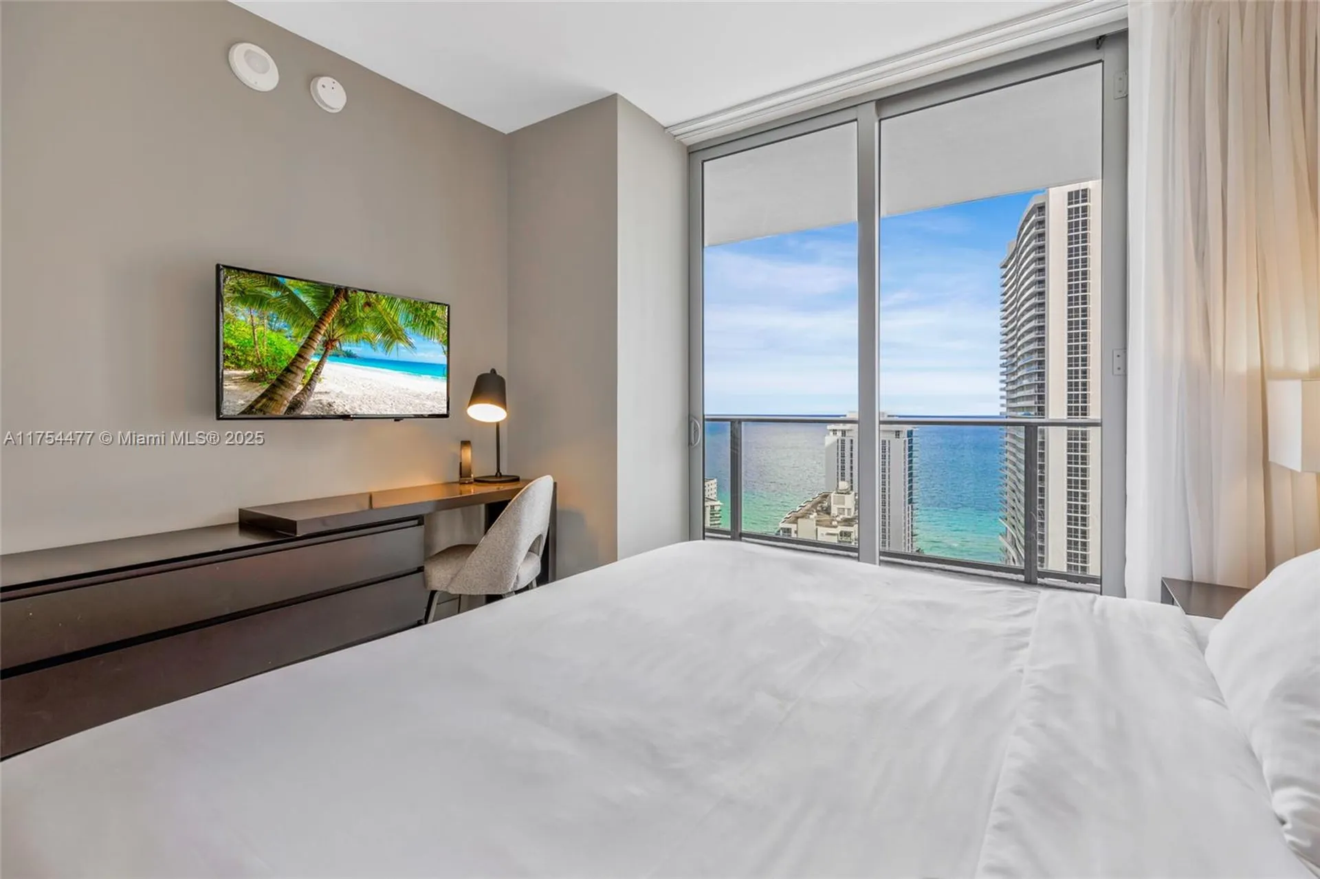 4010 S Ocean Drive Hollywood FL 33019