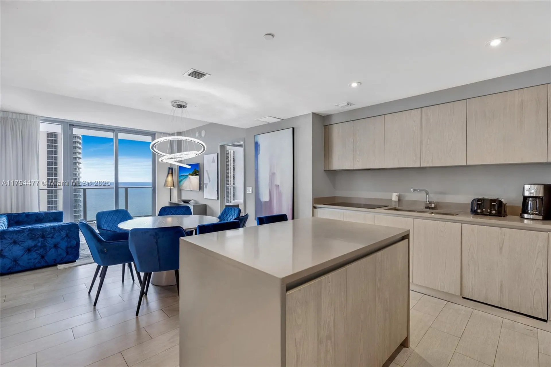 4010 S Ocean Drive Hollywood FL 33019