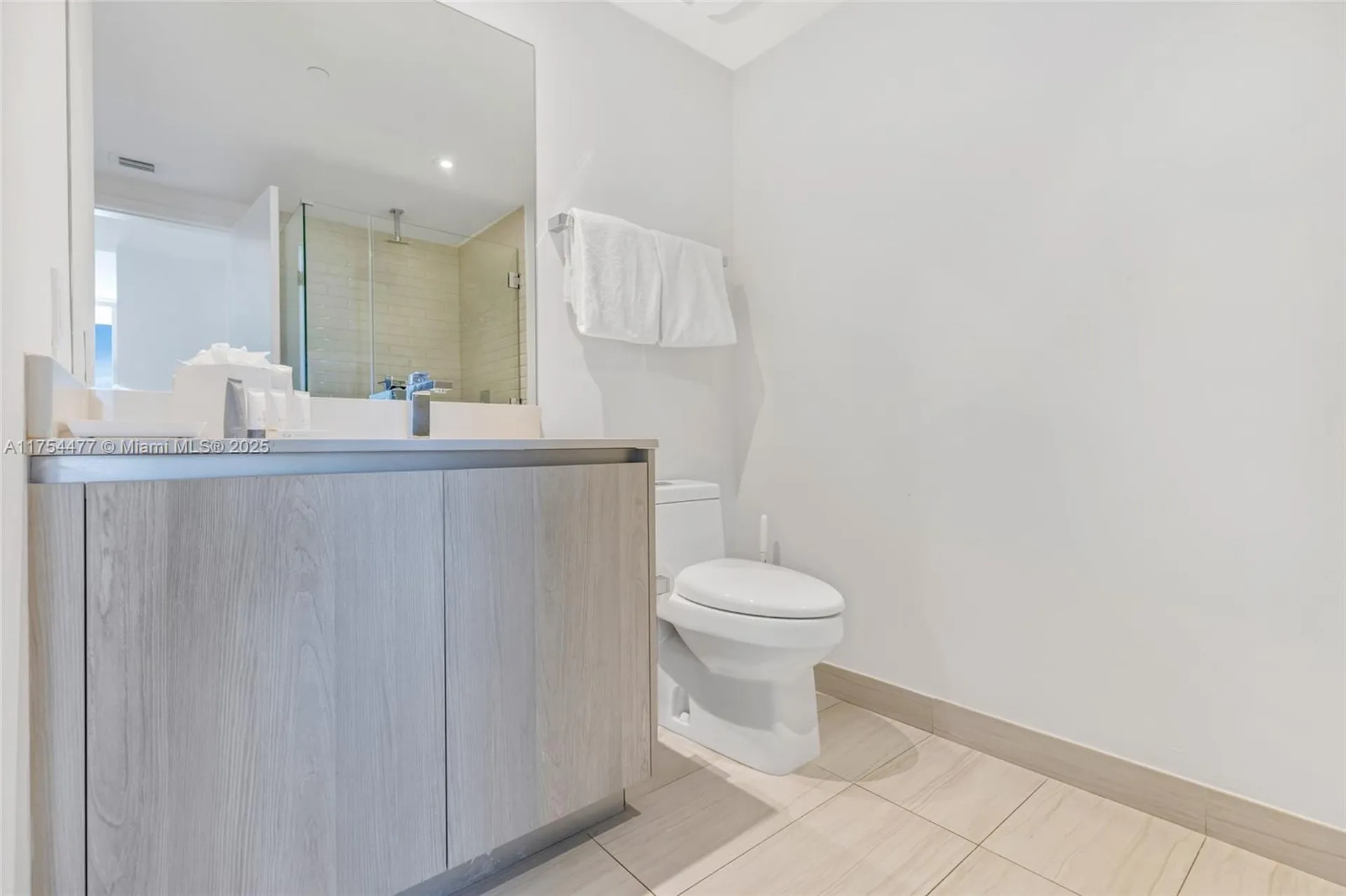 4010 S Ocean Drive Hollywood FL 33019