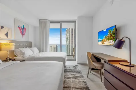 4010 S Ocean Drive Hollywood FL 33019