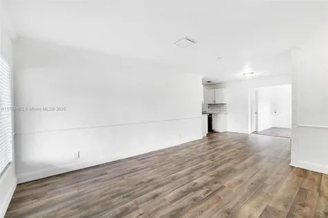 6733 Farragut Street Hollywood FL 33024