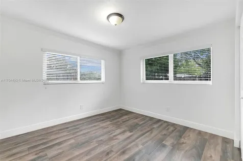 6733 Farragut Street Hollywood FL 33024