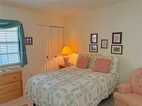 2580 SE 7th Place Homestead FL 33033