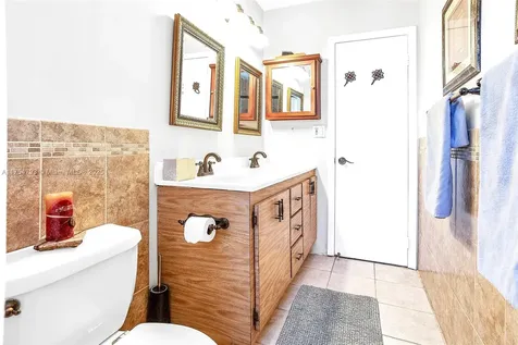 8865 SW 183rd Terrace Palmetto Bay FL 33157