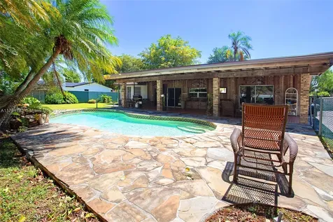8865 SW 183rd Terrace Palmetto Bay FL 33157