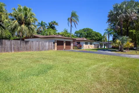 8865 SW 183rd Terrace Palmetto Bay FL 33157