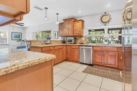8865 SW 183rd Terrace Palmetto Bay FL 33157
