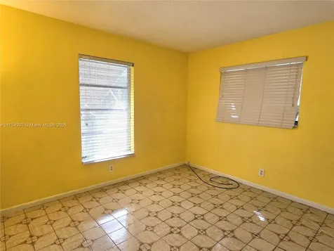 771 SW 67th Avenue North Lauderdale FL 33068