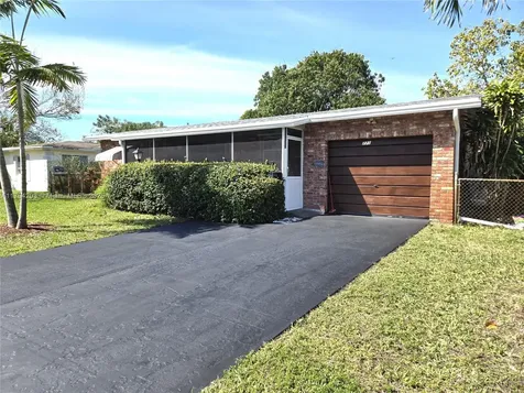 771 SW 67th Avenue North Lauderdale FL 33068