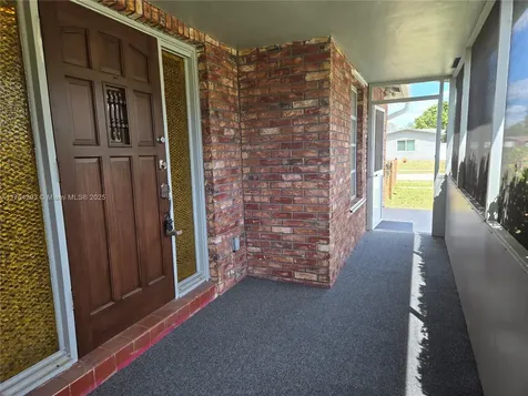 771 SW 67th Avenue North Lauderdale FL 33068