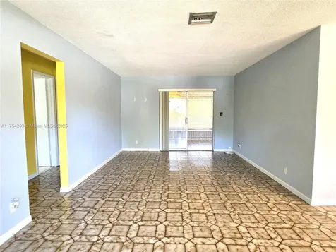 771 SW 67th Avenue North Lauderdale FL 33068