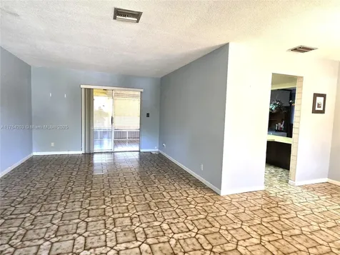 771 SW 67th Avenue North Lauderdale FL 33068