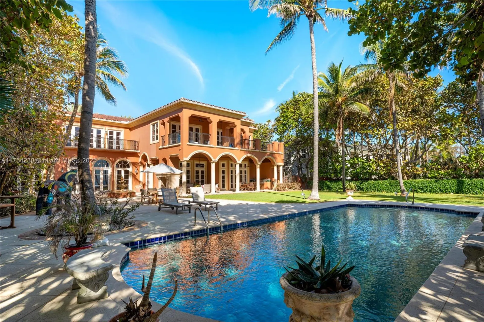 1091 Hillsboro Mile Hillsboro Beach FL 33062