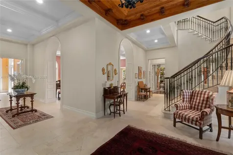 1091 Hillsboro Mile Pompano Beach FL 33062