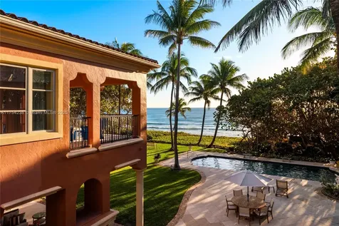 1091 Hillsboro Mile Pompano Beach FL 33062