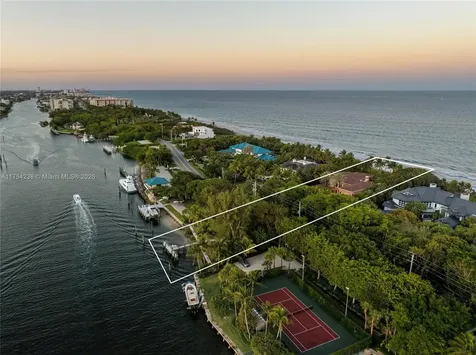 1091 Hillsboro Mile Pompano Beach FL 33062
