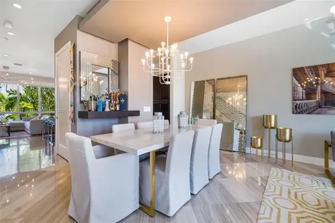 10563 NW 66th Street Doral FL 33178