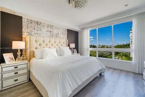 10563 NW 66th Street Doral FL 33178