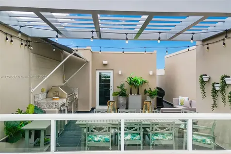 10563 NW 66th Street Doral FL 33178