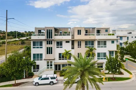 10563 NW 66th Street Doral FL 33178
