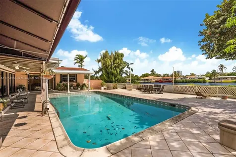 19301 NE 22nd Avenue Miami FL 33180