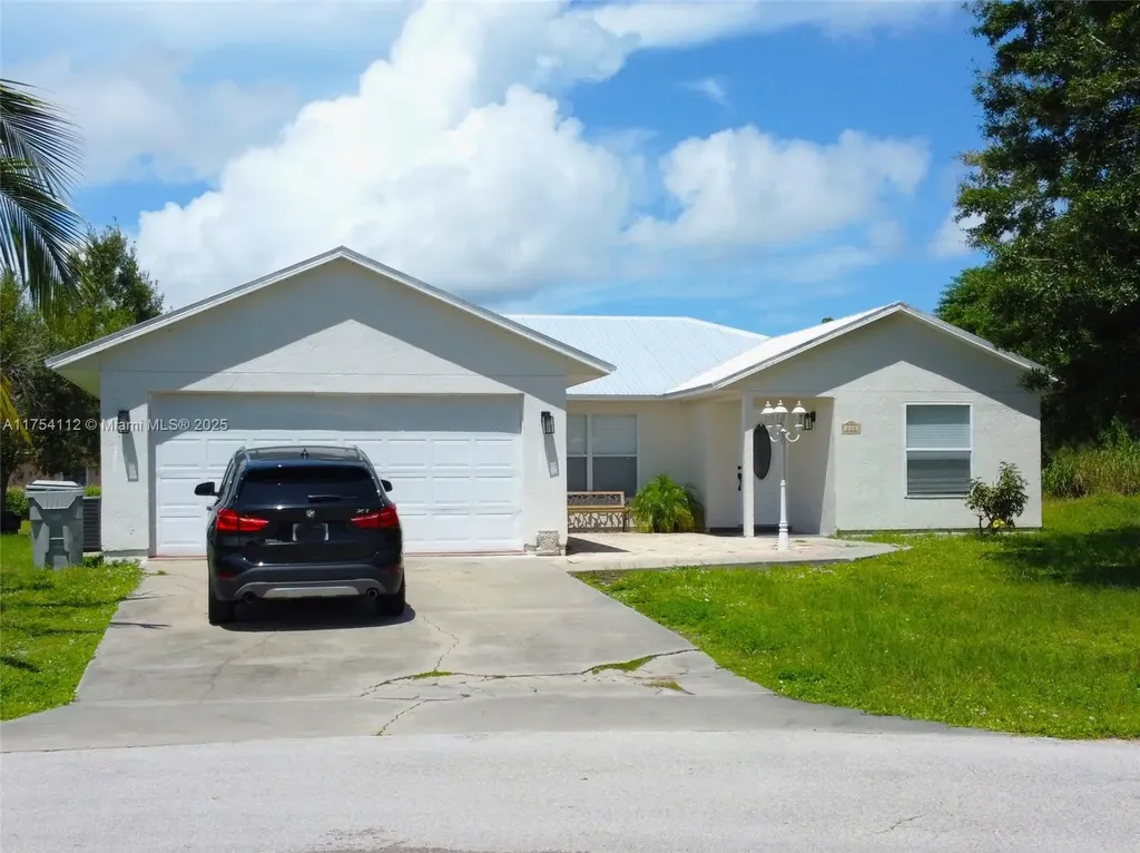 720 2nd Place SW Vero Beach FL 32962