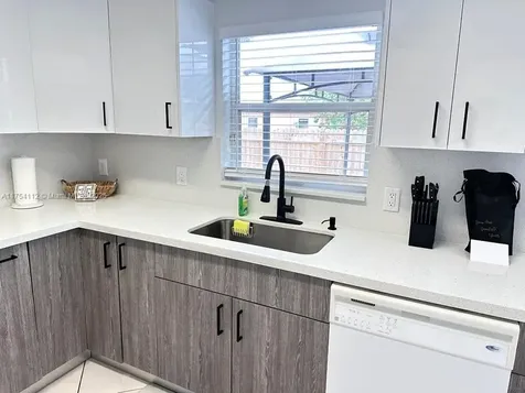 720 2nd Place SW Vero Beach FL 32962