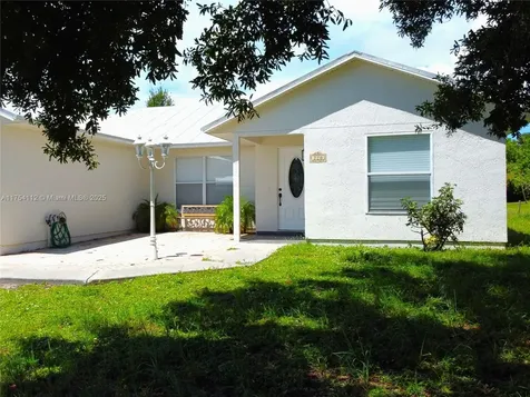 720 2nd Place SW Vero Beach FL 32962
