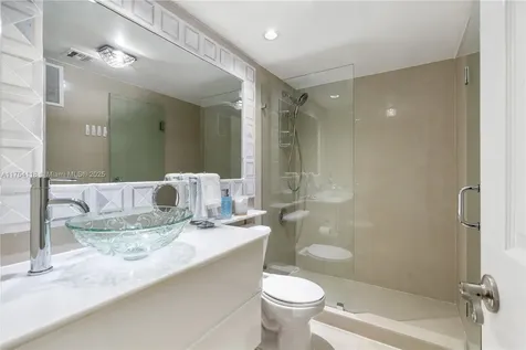 11030 S Lakeview Drive Pembroke Pines FL 33026