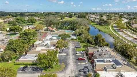 11030 S Lakeview Drive Pembroke Pines FL 33026