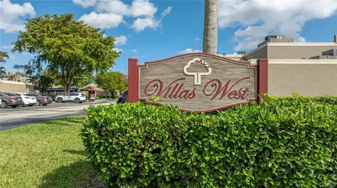 11030 S Lakeview Drive Pembroke Pines FL 33026